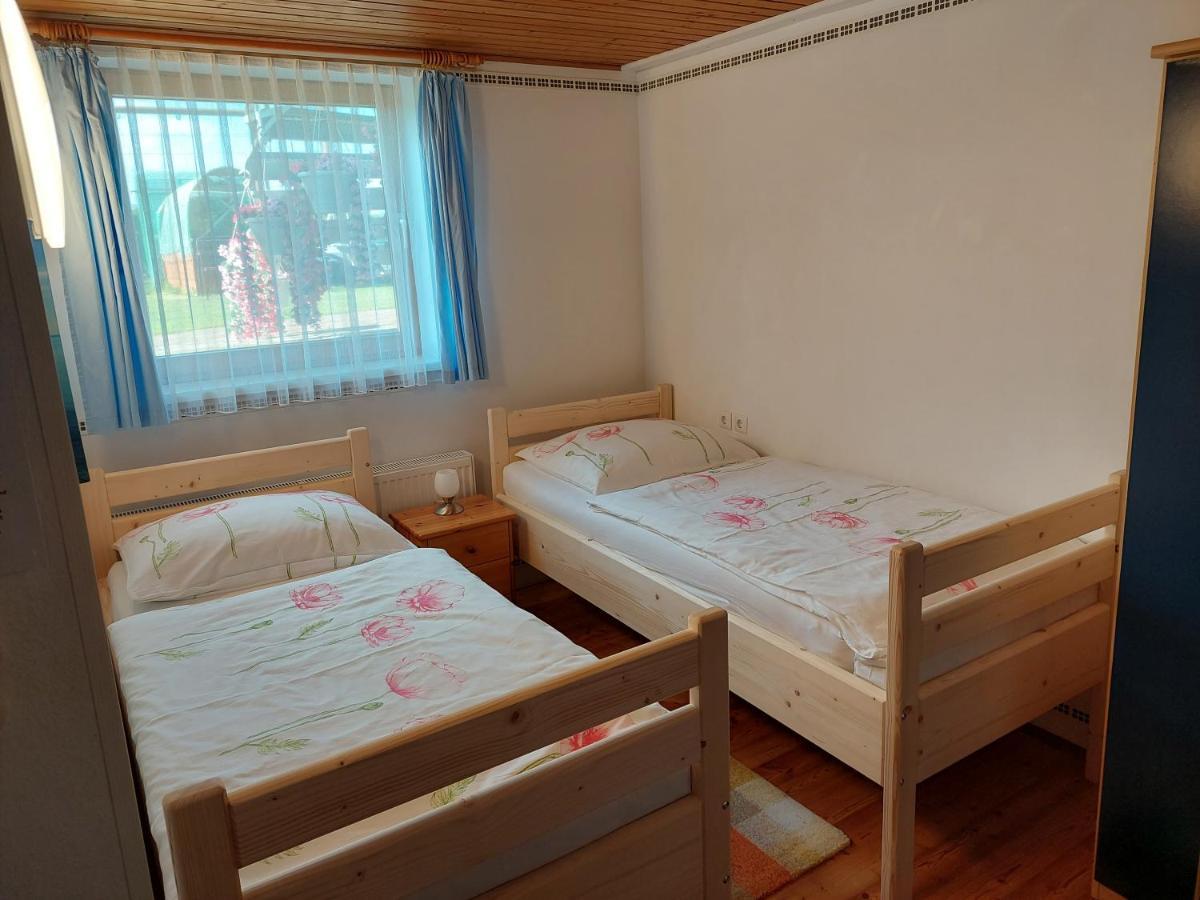 Ferienwohnung Liskowetz Lambichl Номер фото